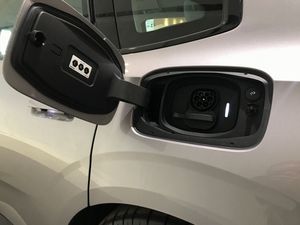Volvo ES90 bild 15