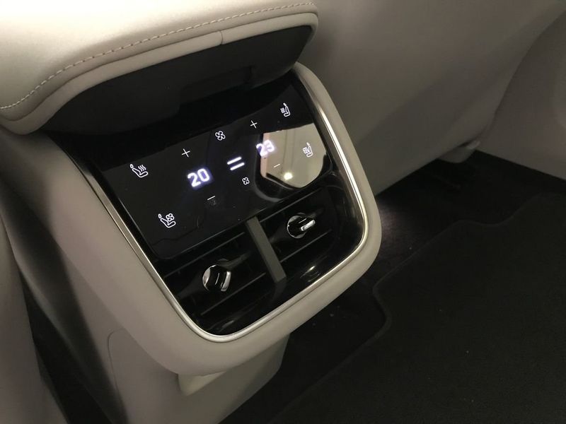 Volvo ES90 bild 8