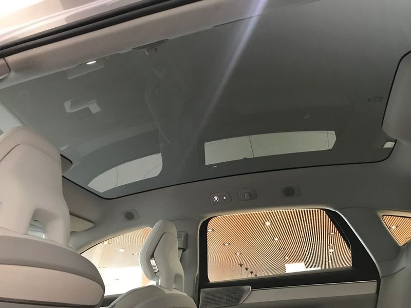 Volvo ES90 bild 7