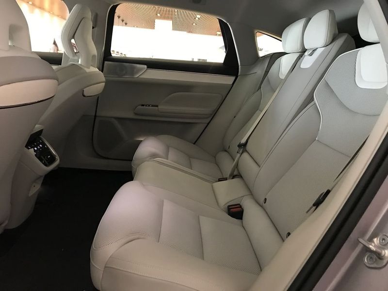 Volvo ES90 bild 6