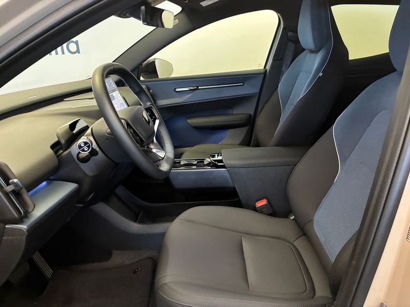 Volvo EX30 bild 14