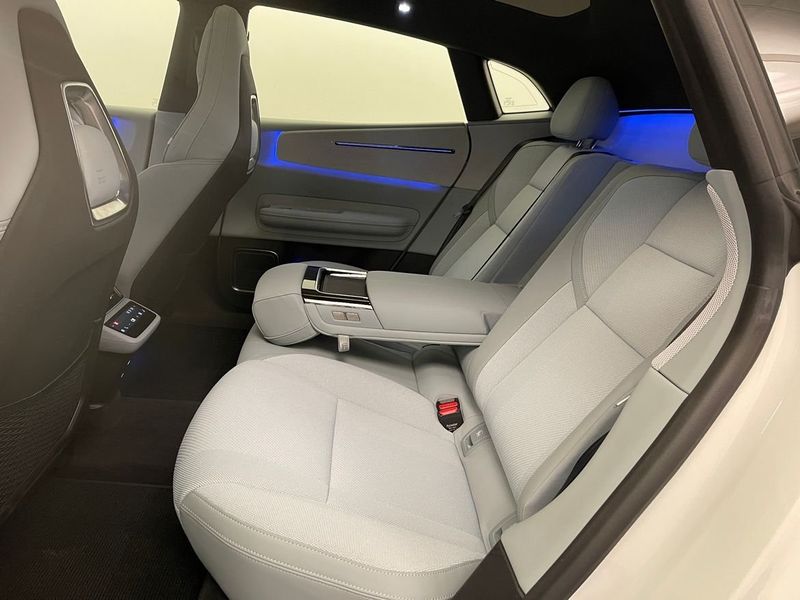 Polestar 4 bild 7