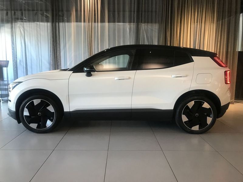 Volvo EX30 bild 2