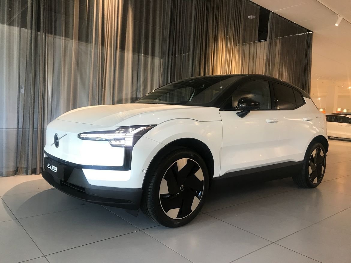 Volvo EX30