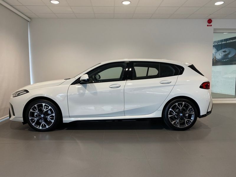 BMW 120 bild 2