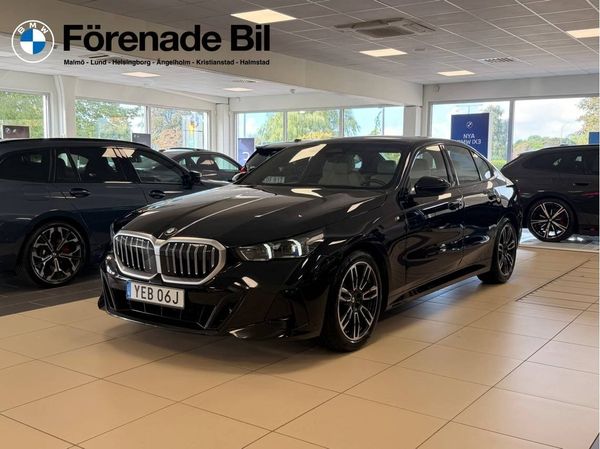 BMW 520 xDrive M-Sportpaket Driving assistant plus Darg - 2024