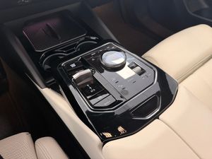 BMW 520 bild 7