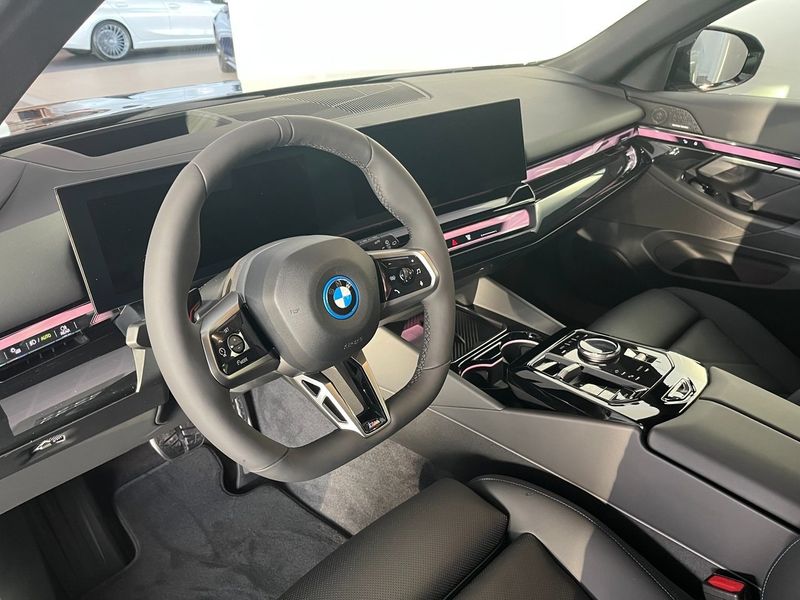 BMW i5 bild 6