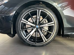 BMW i5 bild 4