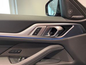 BMW i4 bild 6