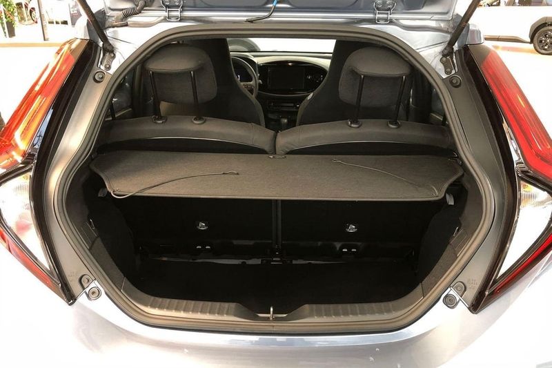 Toyota Aygo X bild 12