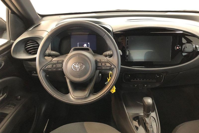 Toyota Aygo X bild 10