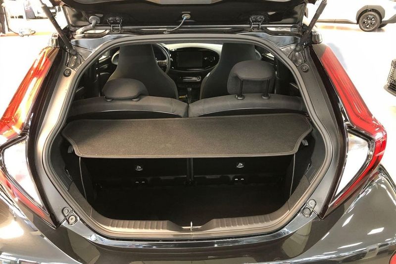 Toyota Aygo X bild 12