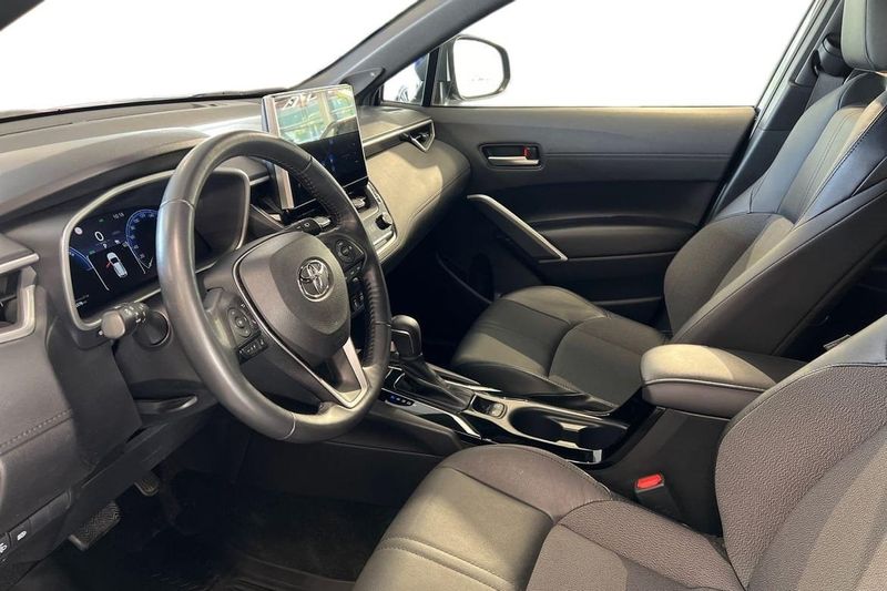 Toyota Corolla Cross bild 15