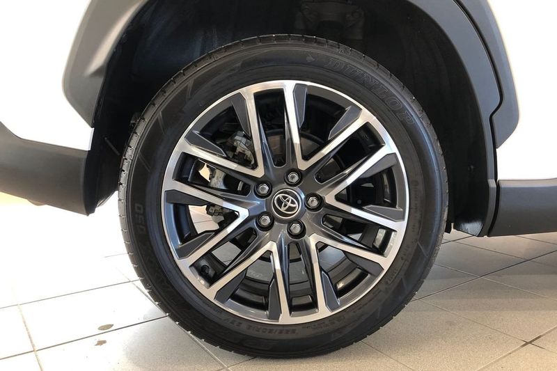 Toyota Corolla Cross bild 17