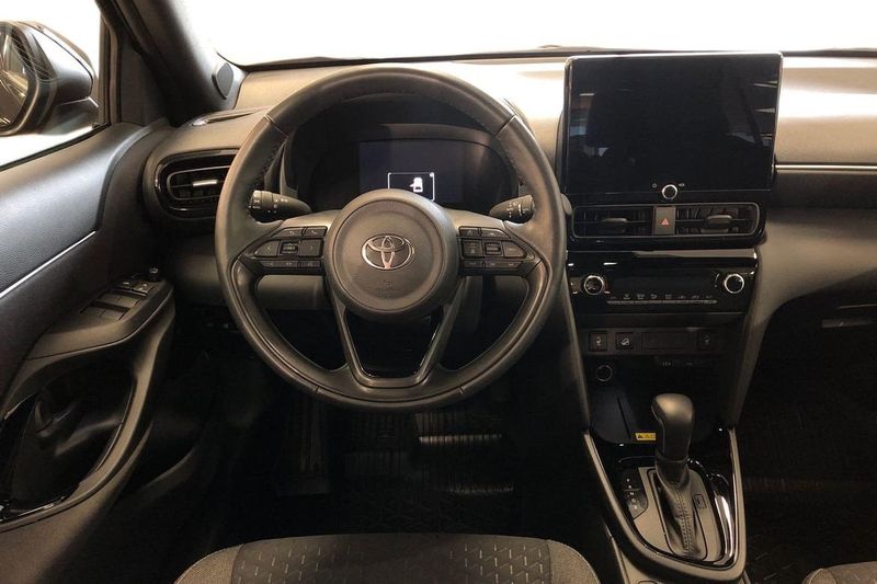 Toyota Yaris Cross bild 10