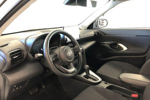 Toyota Yaris Cross bild 14