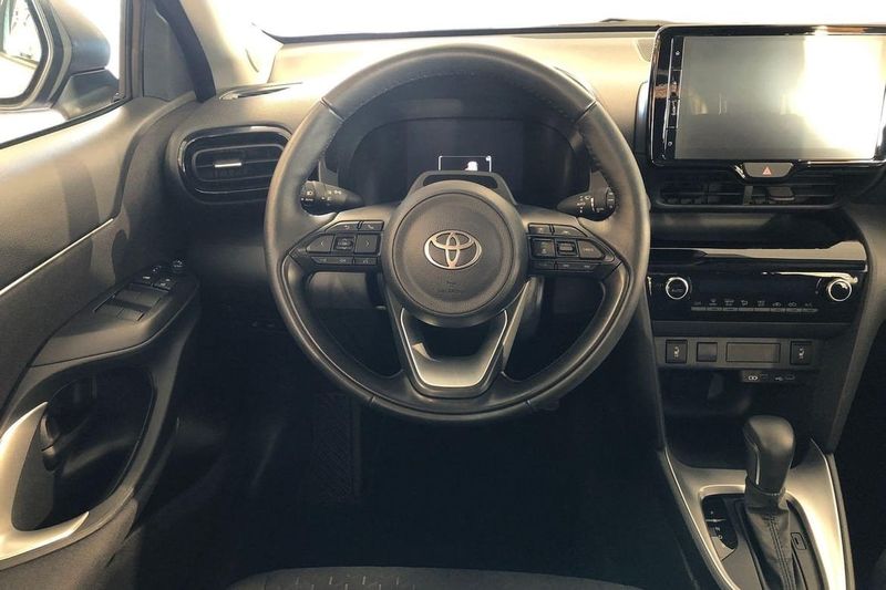 Toyota Yaris Cross bild 11