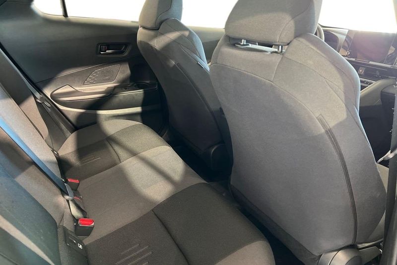 Toyota C-HR bild 10