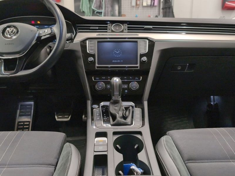 Volkswagen Passat bild 12
