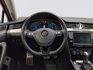 Volkswagen Passat bild 10