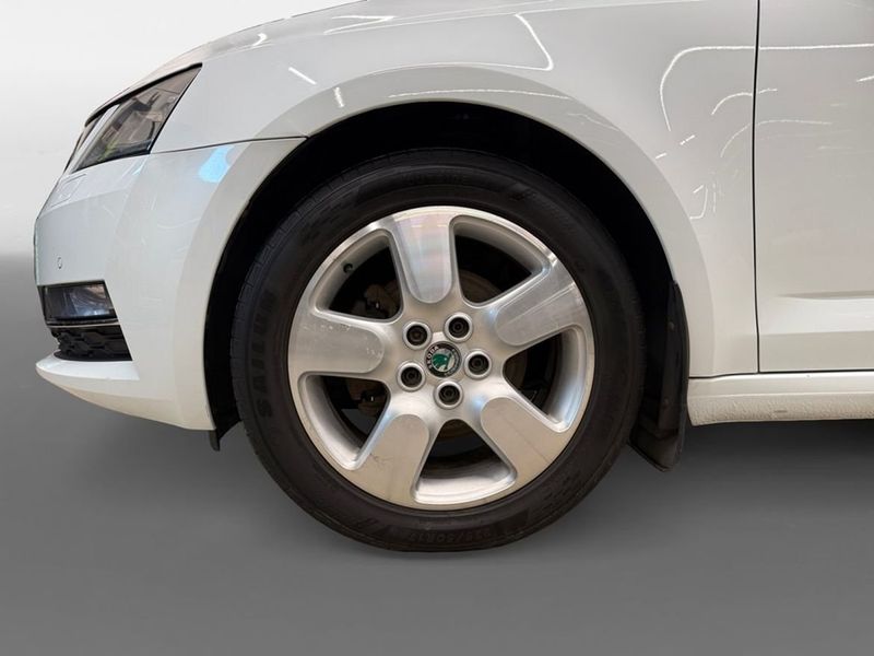 Skoda Octavia bild 6