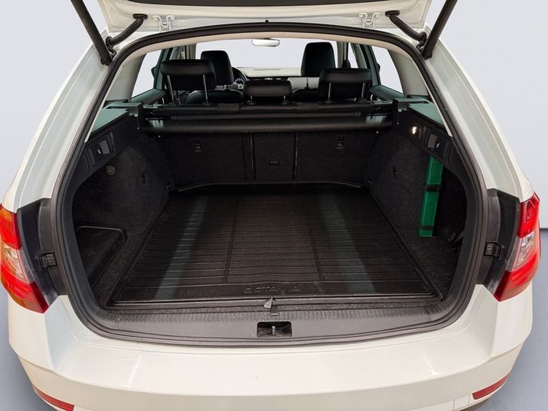 Skoda Octavia bild 16
