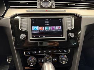 Volkswagen Passat bild 4