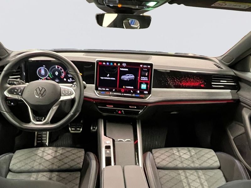 Volkswagen Passat bild 9