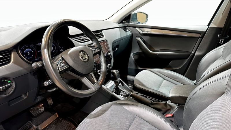 Skoda Octavia bild 7