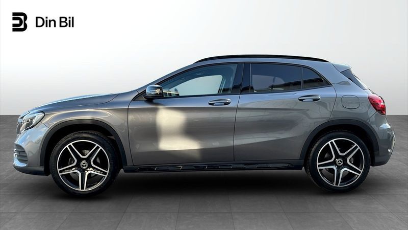 Mercedes GLA200 bild 2