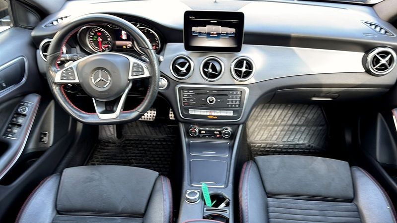 Mercedes GLA200 bild 10