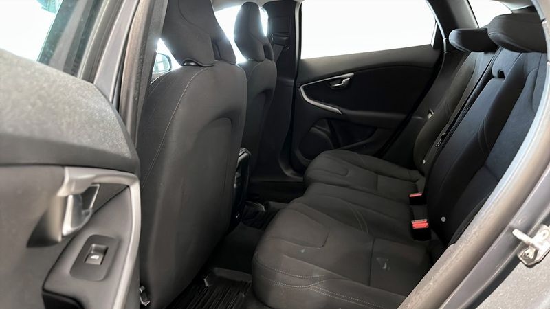 Volvo V40 bild 12