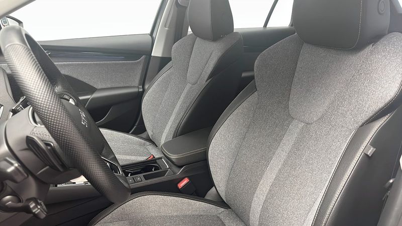 Skoda Octavia bild 7
