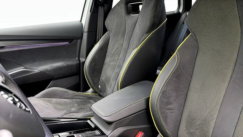 Skoda Enyaq bild 8