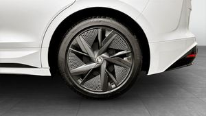 Skoda Enyaq bild 6