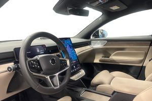 Volvo ES90 bild 8