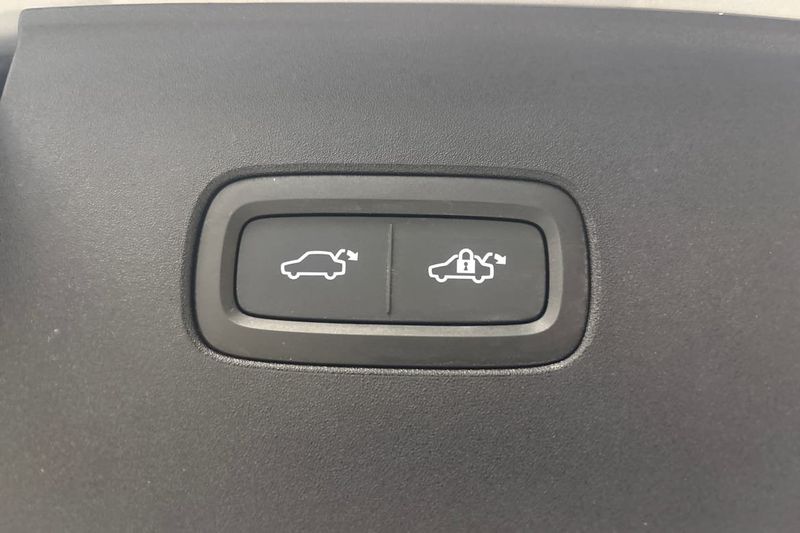Volvo EX90 bild 18