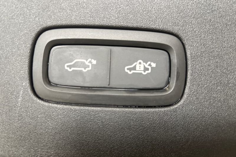 Volvo ES90 bild 18