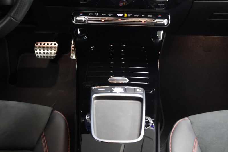 Mercedes A200 bild 17