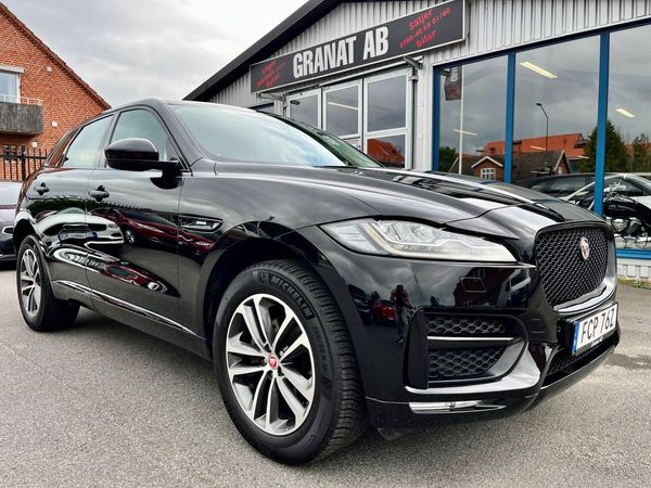 Jaguar F-Pace 20d AWD R-Sport Black Package - 2020