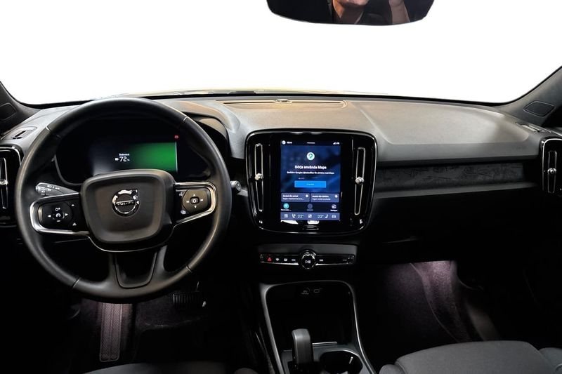 Volvo EX40 bild 9