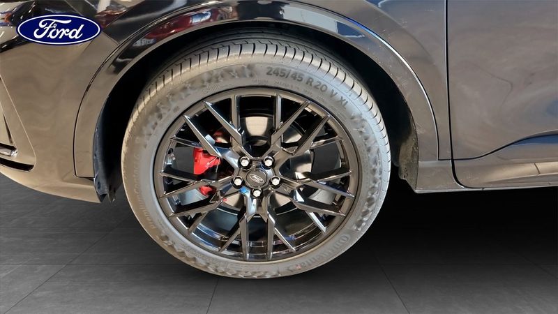 Ford Kuga bild 9