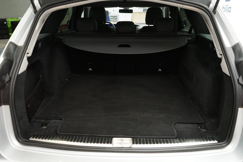 Mercedes E220 bild 7