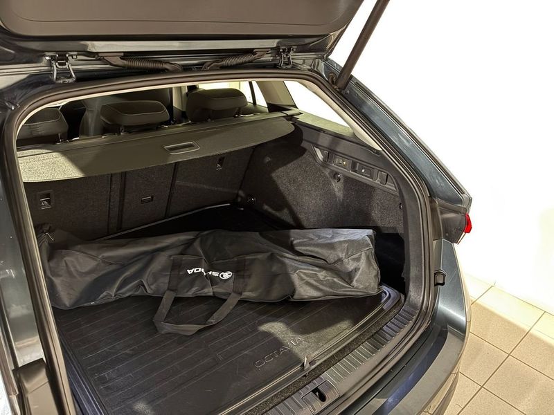 Skoda Octavia bild 11