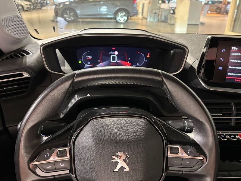 Peugeot 208 bild 9