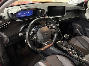 Peugeot 208 bild 8