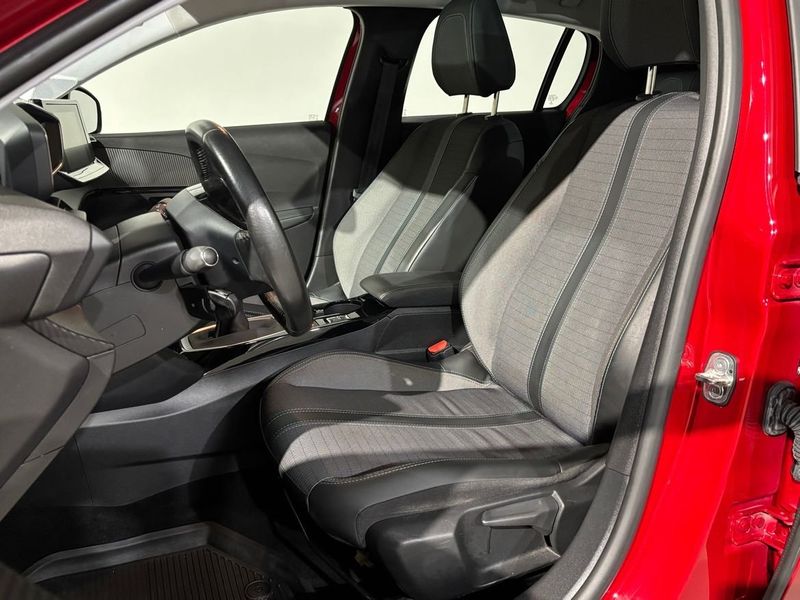Peugeot 208 bild 6