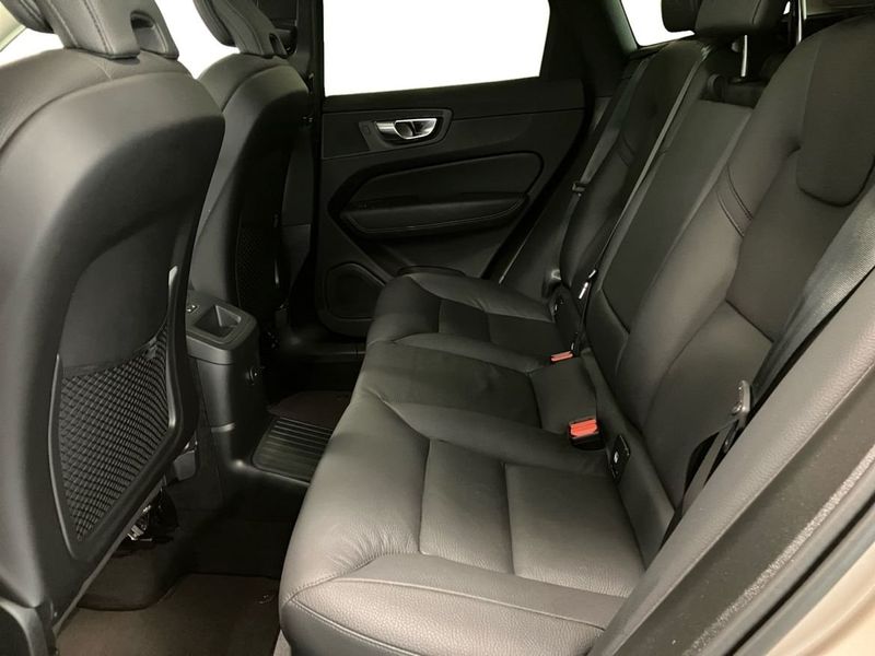 Volvo XC60 bild 8