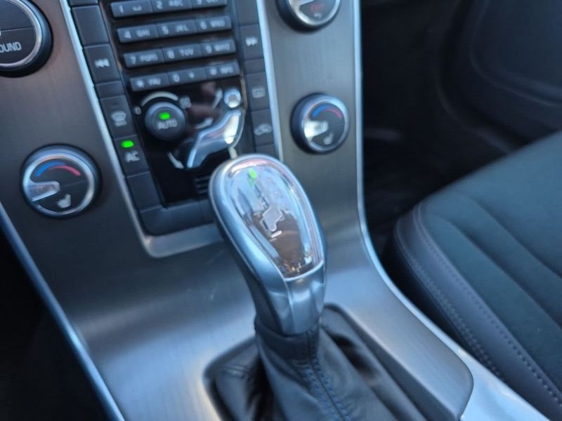 Volvo S60 bild 10